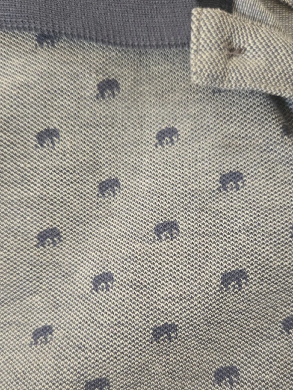 Mens Large Banana Republic Gray Polo with Navy Collar and Elephante Design